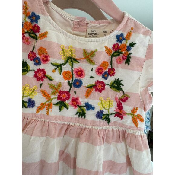 Zara Toddler Girl’s Size 2/3 Bundle of 2 Dresses Gingham Floral Embroidered - Picture 3 of 6